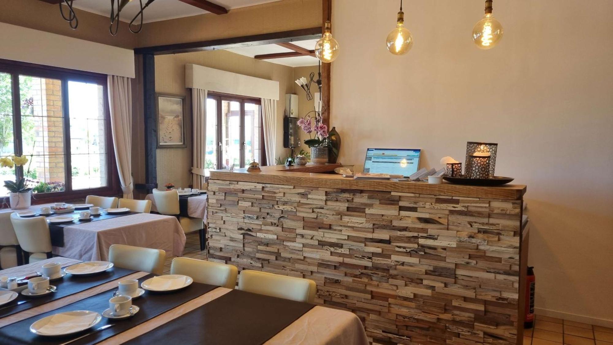Hotel Westendia And Free Parking Top Breakfast Westende Εξωτερικό φωτογραφία