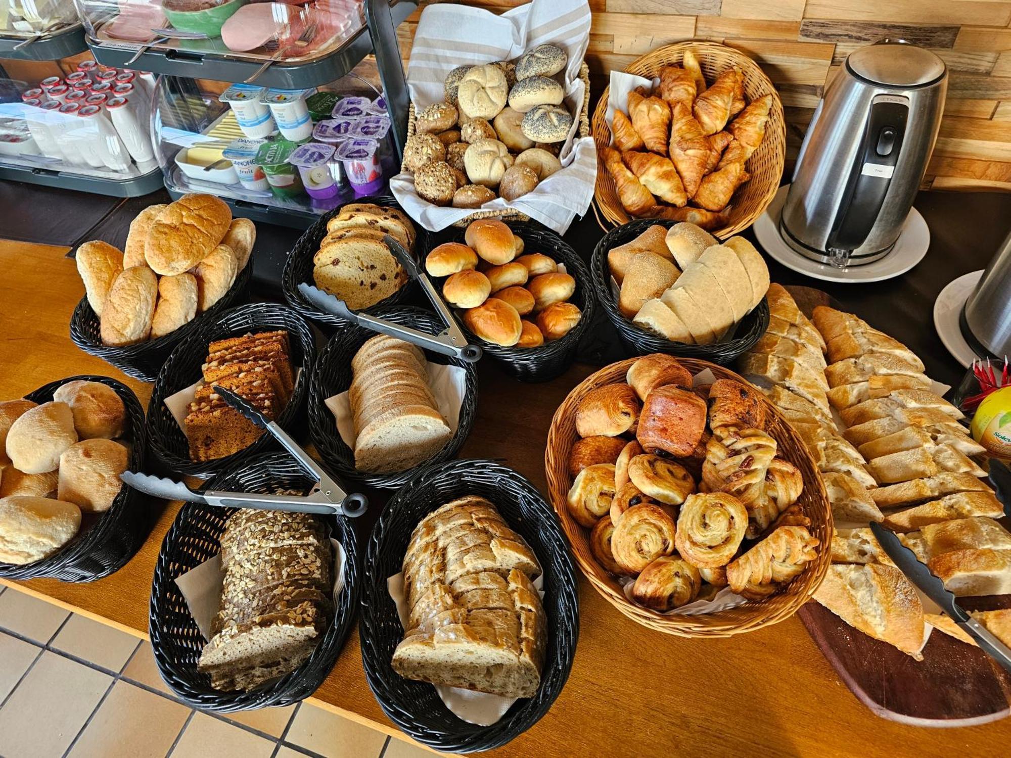 Hotel Westendia And Free Parking Top Breakfast Westende Εξωτερικό φωτογραφία